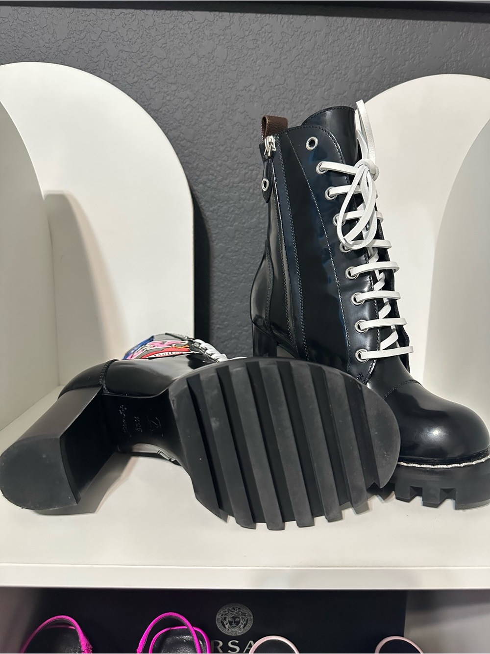 Louis Vuitton Black Leather Lace-Up Platform Patchwork Ankle Boots - Picture 9 of 9